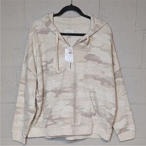 American Eagle Outfitters Ahh-Mazingly Soft Cream Camo Hoodie Sweatshirt Med NWT